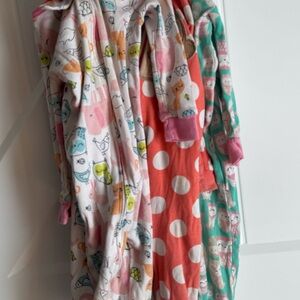 3 Simple Joys Carters 12m pjs